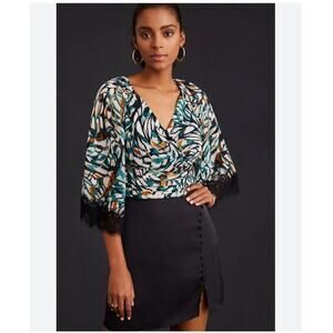 NWT Anthropologie Flutter-Sleeve Wrap Top Size Small Back-Tie Lace V-Neck
